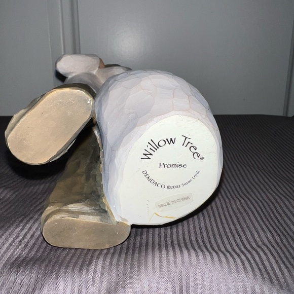 Willow Tree by Susan Lordi Promise 9" Tall Hand-Painted resin figure - Picture 4 of 6